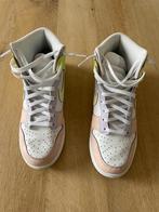 Leuke hoge Nikes maat 40 + 41, prijs is per paar, Ophalen of Verzenden, Zo goed als nieuw, Zwart