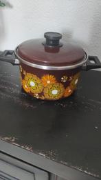 Vintage pan bruin met oranje en groene bloemen 20 cm, Ophalen of Verzenden, Gebruikt, Overige materialen, Kookpan of Snelkookpan