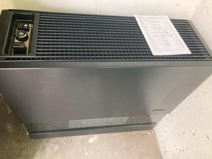 Gaskachel DRU Lincar, type 9008, zwart, in zeer goede staat, Huis en Inrichting, Kachels, Zo goed als nieuw, Gaskachel, Gas, Ophalen