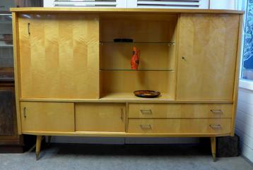 Prachtige retro vintage midcentury highboard buffetkast beschikbaar voor biedingen
