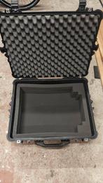 Peli Case 1610 rolkoffer met schuim, Ophalen of Verzenden, Zo goed als nieuw, Overige instrumenten