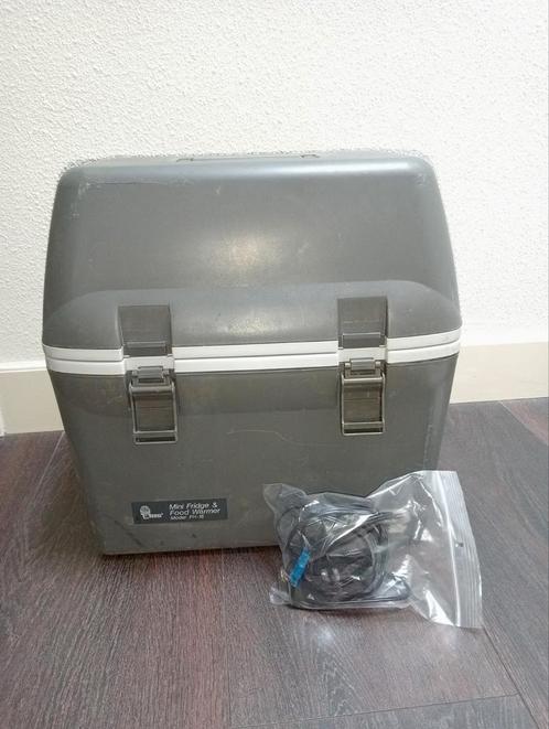 Koelbox voor in de auto of caravan, mini fridge food warmer, Caravans en Kamperen, Koelboxen, Gebruikt, Koelbox, Elektrisch, Ophalen