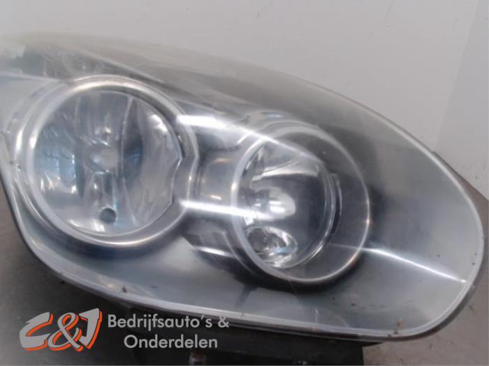 Koplamp rechts van een Fiat Doblo, Auto-onderdelen, Gebruikt, -, -, Ophalen of Verzenden