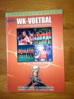 W.K voetbalboek Het Nederlands elftal, Boeken, Sportboeken, Ophalen of Verzenden, Zo goed als nieuw, Balsport