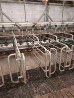 (7)Dekboxen met salonpoort, Stalling
