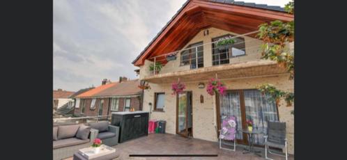 Grote Huis te koop Enschede 5 slaapkamer, Huizen en Kamers, Huizen te koop, Overijssel, 200 tot 500 m², Vrijstaande woning, B