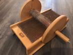 Louet kaardemolen/Kaardplank, Hobby en Vrije tijd, Spinnewielen en Spinnen, Ophalen of Verzenden, Gebruikt, Spinwol