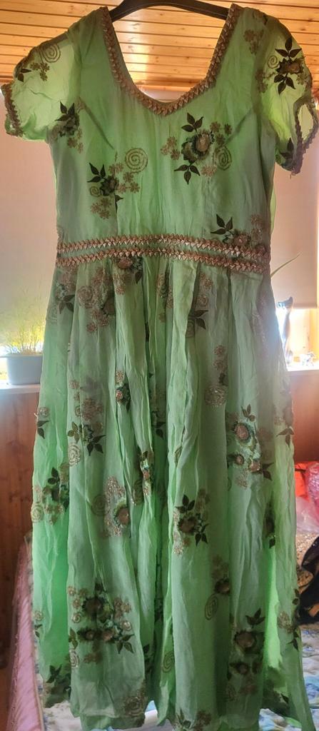 Anarkali Jurk - Indiase Stijl - Zo Goed Als Nieuw, Kleding | Dames, Jurken, Zo goed als nieuw, Maat 38/40 (M), Groen, Knielengte