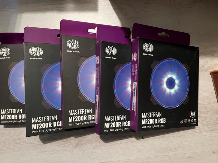 5x Cooler Master MasterFan MF200R RGB, Computers en Software, Computerkoelers, Nieuw, Luchtkoeling, Ophalen of Verzenden