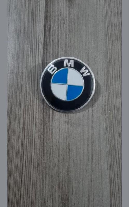 NIEUWE BMW EMBLEEM BMW E90 E91 E92 E93 E60 F10, Auto diversen, Overige Auto diversen, Ophalen of Verzenden