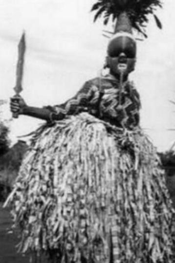 Salampasu Mukinka masker Afrikaanse kunst Congo 1940 Matadi beschikbaar voor biedingen
