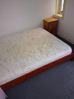 Bed met matras 160x200, Huis en Inrichting, Ophalen, Tweepersoons, Hout, 160 cm