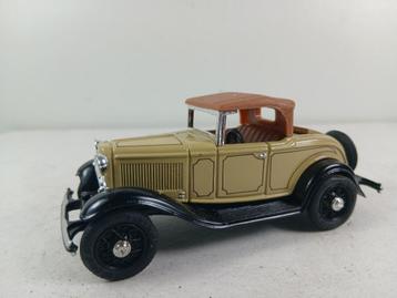 ertl 1/43 ford roadster de luxe  beschikbaar voor biedingen