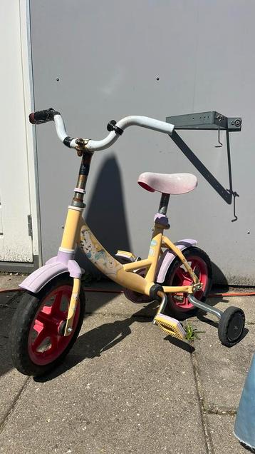 12 inch fietsje Winnie de Pooh beschikbaar voor biedingen