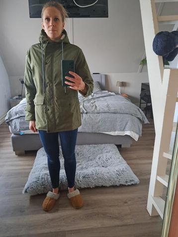 Winterjas  beschikbaar voor biedingen