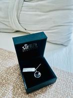 Zilveren ketting met rode hanger - Siebel Juweliers, Sieraden, Tassen en Uiterlijk, Ophalen of Verzenden, Zo goed als nieuw, Met edelsteen