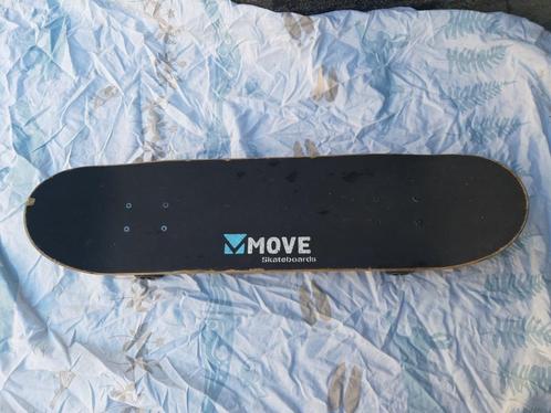 Move Skateboard 80, zwart rood, Sport en Fitness, Skateboarden, Gebruikt, Skateboard, Longboard, Ophalen of Verzenden