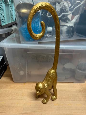 Gouden aap decoratie beschikbaar voor biedingen