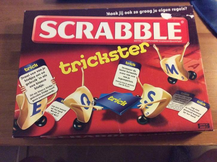 Scrabble Trickster. Scrabble met een twist, Hobby en Vrije tijd, Gezelschapsspellen | Bordspellen, Een of twee spelers, Drie of vier spelers
