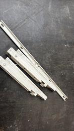 Ophangbeugel airco buitenunit, Doe-het-zelf en Verbouw, IJzerwaren en Bevestigingsmiddelen, Ophalen of Verzenden, Zo goed als nieuw