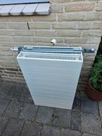 2x Radiator verwarming - Almere Muziekwijk, Doe-het-zelf en Verbouw, Verwarming en Radiatoren, Ophalen of Verzenden, Gebruikt