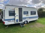 Caravan Hobby 495 UK de Luxe - 2002, Caravans en Kamperen, Caravans, Rondzit, 5 tot 6 meter, Schokbreker, Tot en met 4