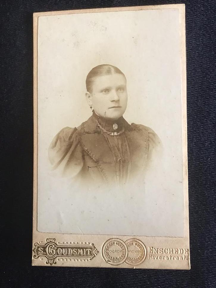 CDV, Vrouw, S. Goudsmit, Enschede, Carte de Visite, Verzamelen, Foto's en Prenten, Gebruikt, Foto, Voor 1940, Ophalen of Verzenden