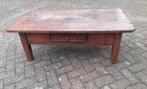 Antieke oude houten salontafel, Antiek en Kunst, Antiek | Meubels | Tafels, Ophalen of Verzenden
