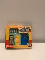 Britains ltd 9545 Transport box en loads Ford 5000 tractor, Hobby en Vrije tijd, Verzenden, Gebruikt, Tractor of Landbouw, Britains