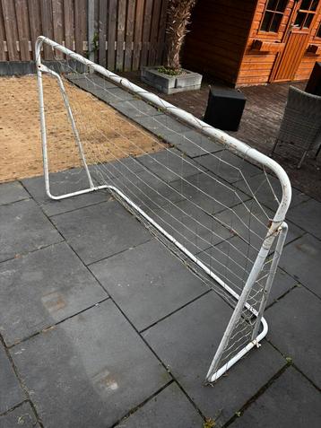 Voetbalgoaltje 180x80cm gratis afhalen beschikbaar voor biedingen
