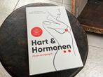 Hart & Hormonen - Fit de overgang in!, Ophalen of Verzenden, Zo goed als nieuw, Gezondheid en Conditie