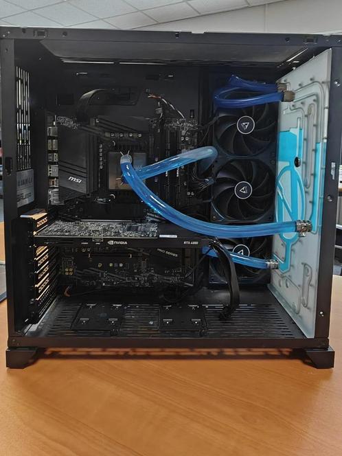 Lian Li Derbauer Custom watercooling kast met watercooling, Computers en Software, Computerbehuizingen, Zo goed als nieuw, Ophalen of Verzenden