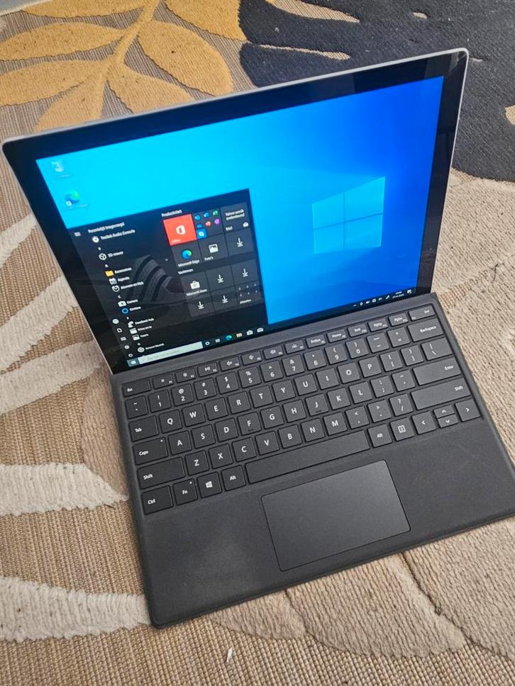 Microsoft Surface Pro 5 - i7, 8GB, 256GB SSD - Netjes!, Computers en Software, Windows Laptops, Gebruikt, 13 inch, SSD, 2 tot 3 Ghz