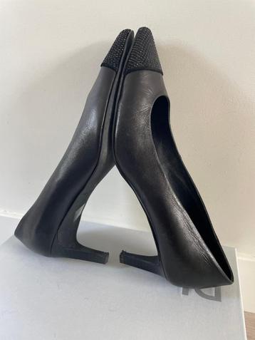 Schoenen pumps Marccain maat 40  ZGAN!! beschikbaar voor biedingen