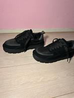 UGG, Zwart, Nieuw, Ophalen of Verzenden, Sneakers of Gympen