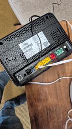 KPN Experia Box V12 modem met 2x SuperWifi punten, Ophalen of Verzenden, Gebruikt, Router met modem, KPN