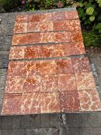 80 antieke plinttegels roodbruin gemarmerd, Ophalen