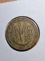 TOGO 10 francs 1957 (#119), Ophalen of Verzenden, Overige landen, Losse munt