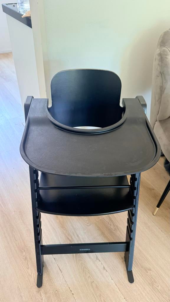 Kidsmill Up Eetstoel met Eetblad en Extra Dienblad, Ophalen of Verzenden, Gebruikt, Meegroeistoel, Afneembaar eetblad