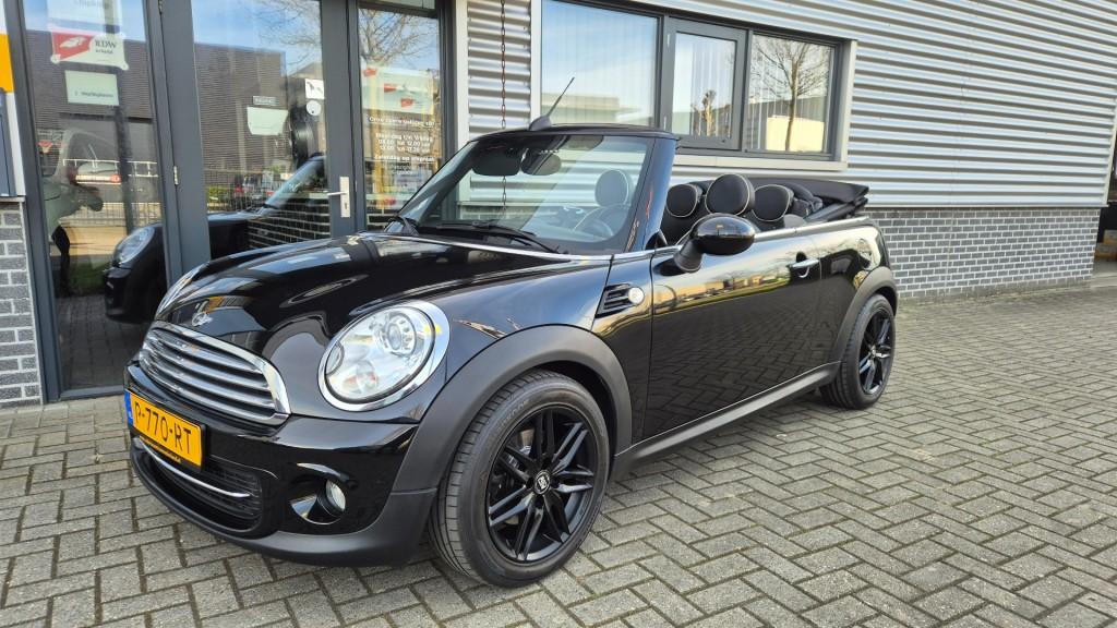 Mini COOPER 1.6 CHILI NAVI LEDER CRUISE PDC STOELVERW, Gebruikt, Euro 6, 4 cilinders, Cabriolet
