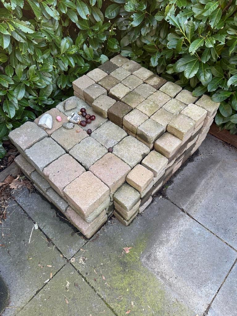 GRATIS! Vierkante klinkers, Tuin en Terras, Tegels en Klinkers, Ophalen, Gebruikt, Klinkers, 5 tot 10 m²