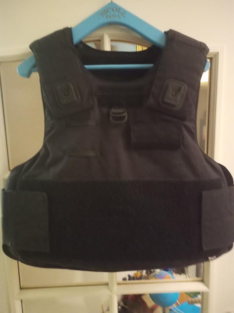 Kogelwerend vest lvl3a, Verzamelen, Militaria | Algemeen, Ophalen of Verzenden, Overige soorten, Engeland, Embleem of Badge