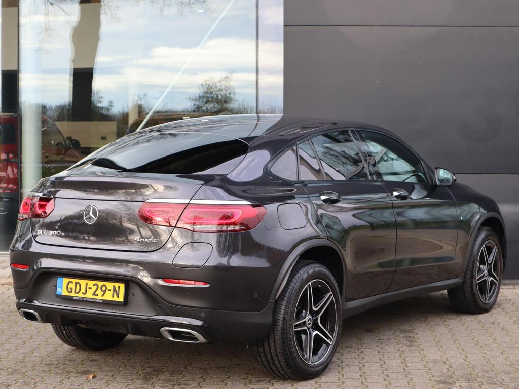 Mercedes-Benz GLC-klasse Coupé 300e 4MATIC Business Solutio, Auto's, 1940 kg, 14 kWh, Gebruikt, 4 cilinders