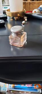 Oud inktpotje met zilverkleurige dop, Ophalen of Verzenden, Gebruikt, Parfumfles