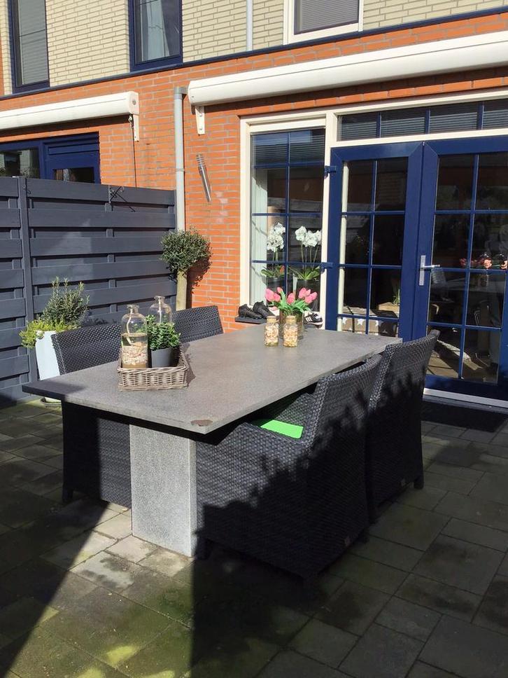 Tuintafel (graniet) met 4 Wicker tuinstoelen, Tuin en Terras, Tuinsets en Loungesets, Gebruikt, Tuinset, Wicker, 4 zitplaatsen