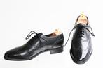 ZGAN Zwarte Barker wingtip brogues in 10 G = maat 44, Zwart, Zo goed als nieuw, Veterschoenen, Barker