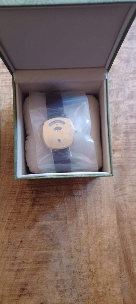 Gucci horloge YA157411 (nieuw), Ophalen of Verzenden, Nieuw, Overige merken