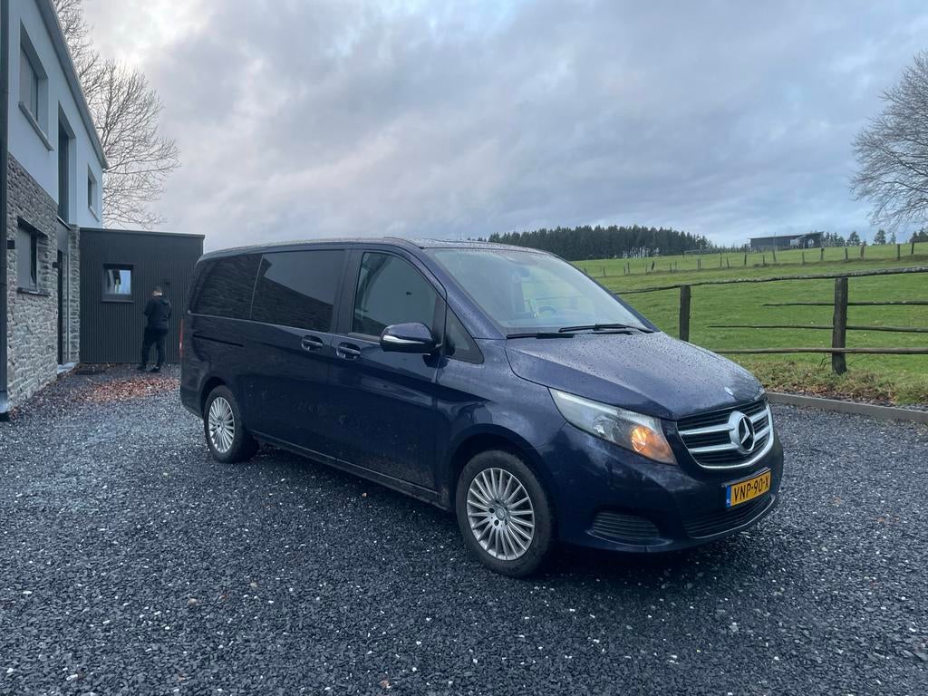 Mercedes-Benz Mercedes-benz 2015 Blauw, 2240 kg, Blauw, 163 pk, Mercedes-Benz