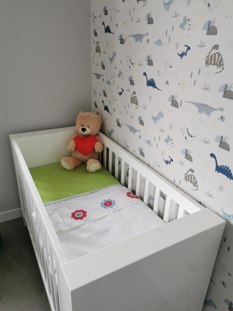 Ledikantje in hoogte verstelbaar, incl. matrasje, Ophalen, Gebruikt, Minder dan 140 cm, Minder dan 70 cm