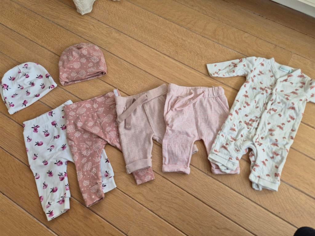 Meisjes babykleding maat 50/56 - Diverse setjes en mutsjes, Ophalen of Verzenden, Zo goed als nieuw, Overige maten